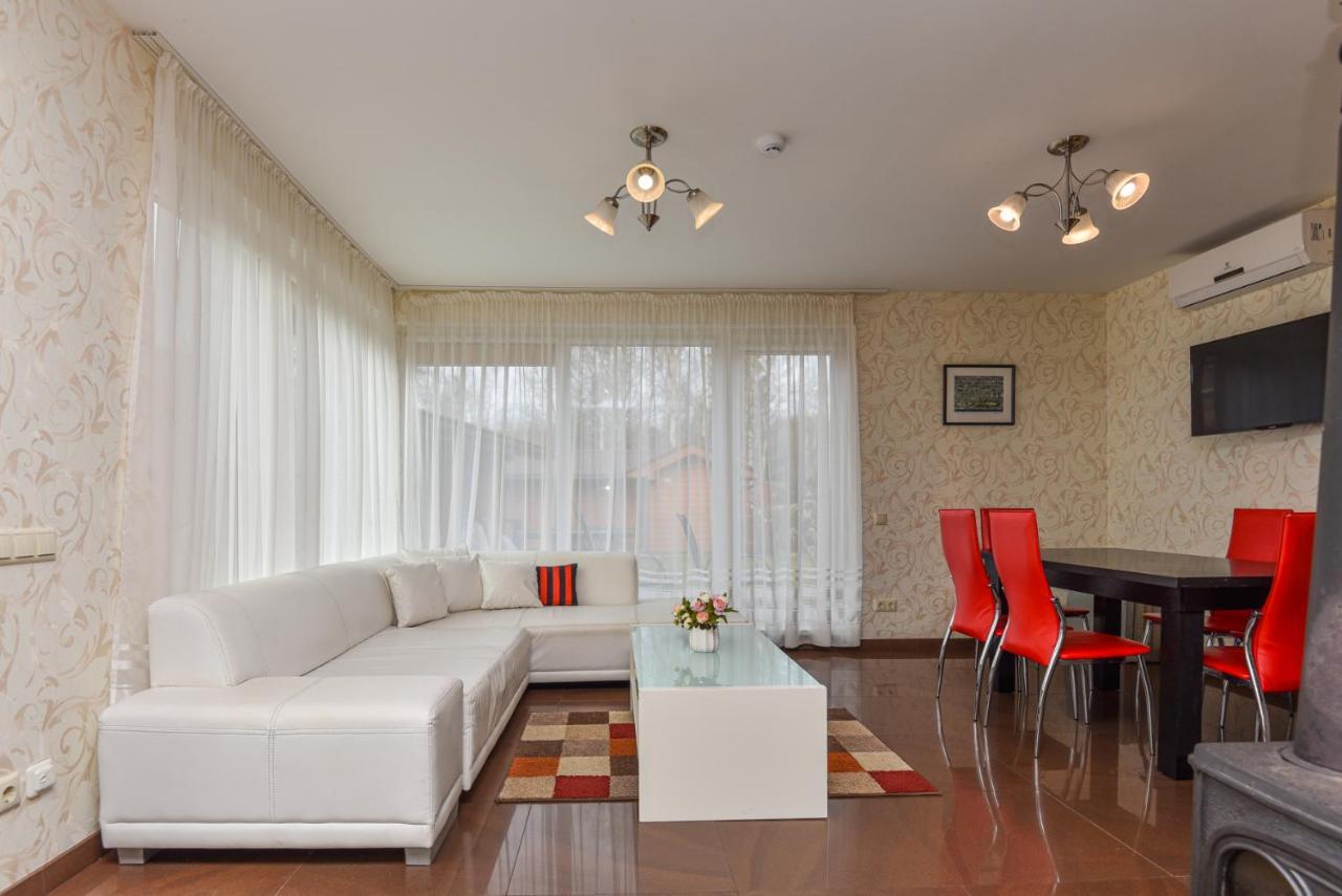 Guest House Pasaulio Krastas พาลังกา ภายนอก รูปภาพ