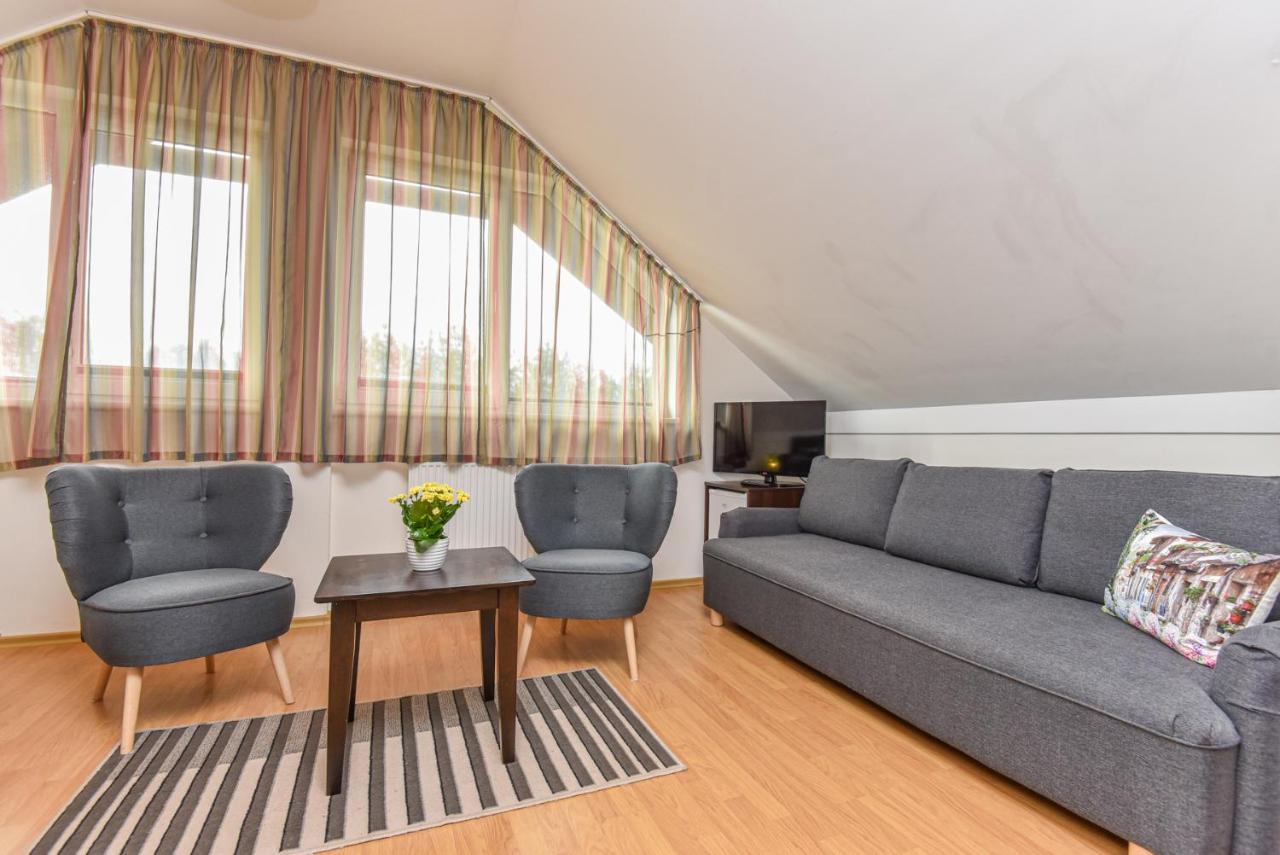 Guest House Pasaulio Krastas พาลังกา ภายนอก รูปภาพ